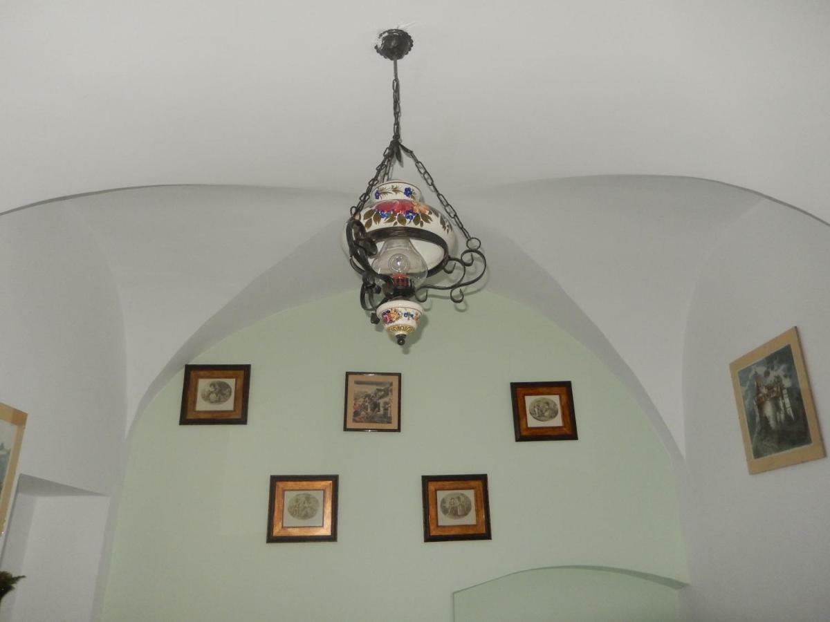 4 Rooms Piata Sfatului Брашов Екстериор снимка